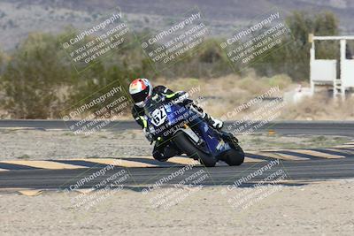 media/Nov-01-2025-CVMA (Sat) [[fc0f7531b8]]/Race 7-Formula Twins-Formula 40 UL/